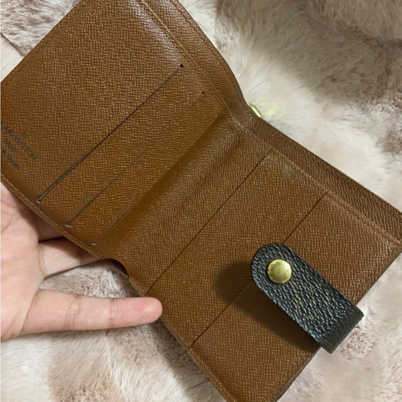 LV wallet - Picture 4 of 5